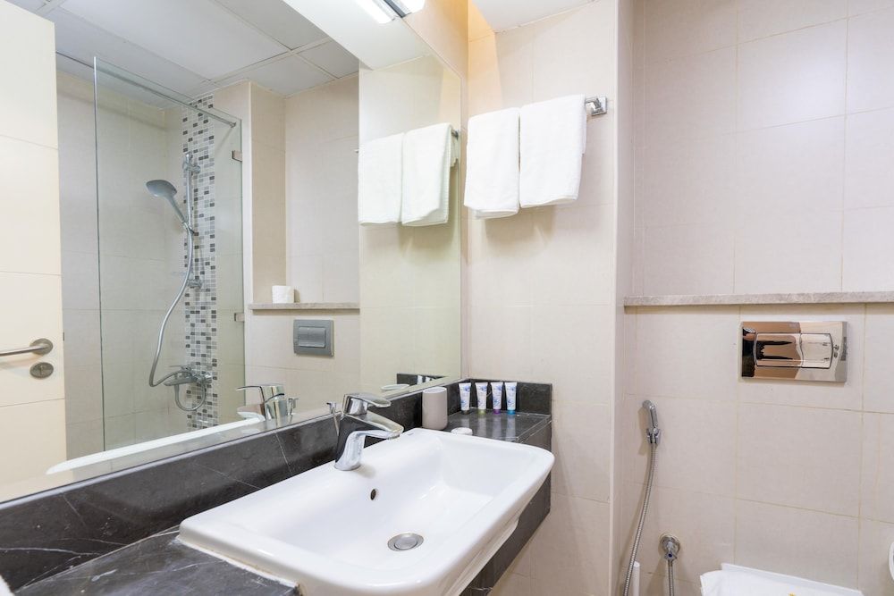 Lux BnB Studio Al Furjan Deluxe Studio Suite 15