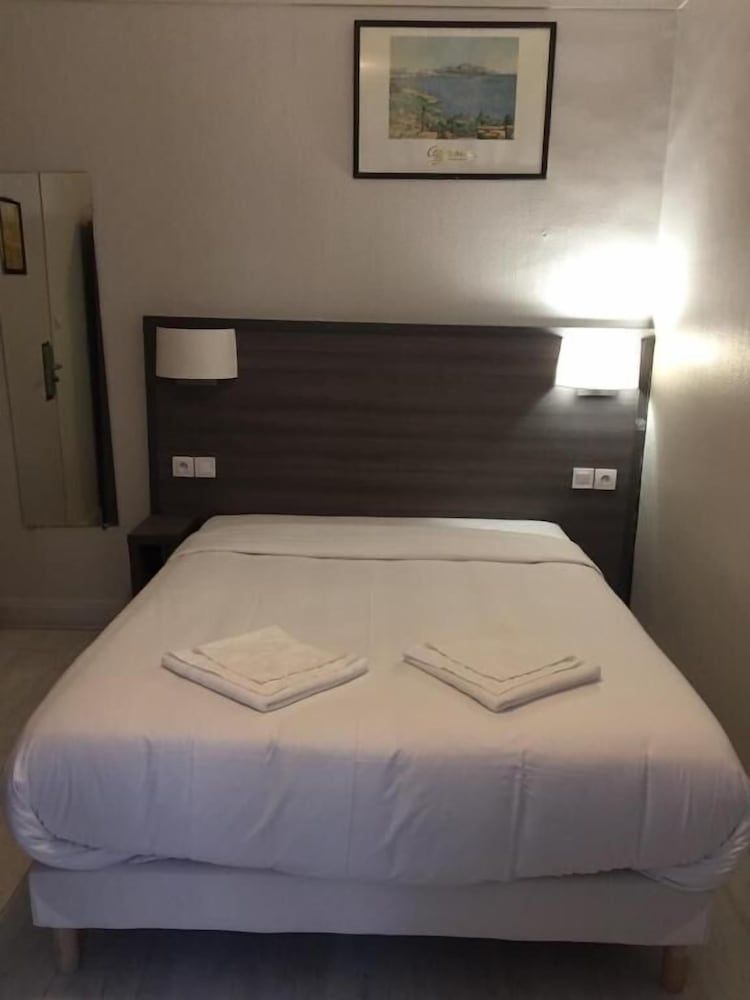 undefined PAX HOTEL 4