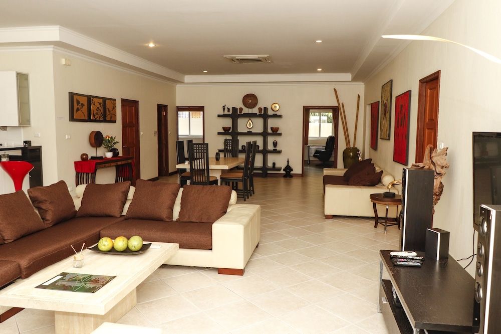 undefined Luxury Private Villa with Pool Jomtien beach