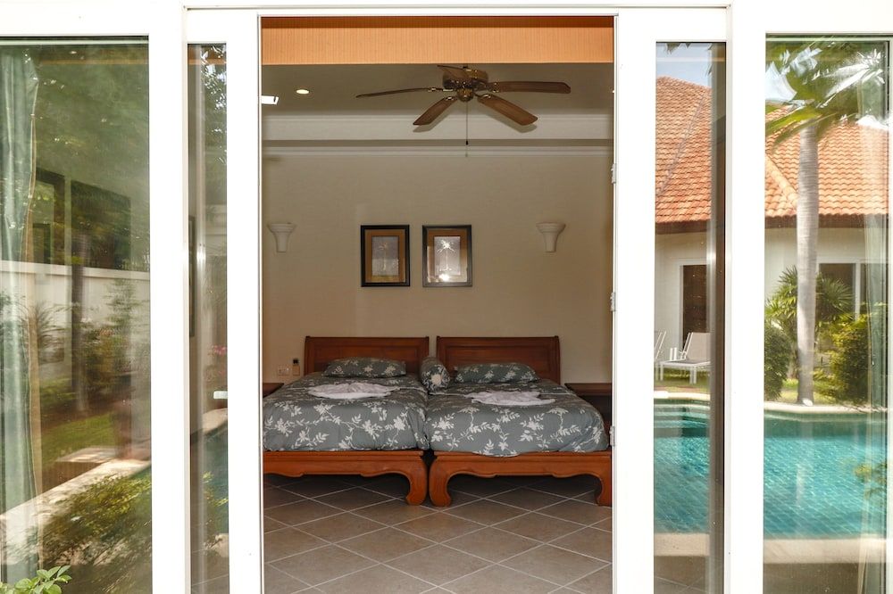 undefined Luxury Private Villa with Pool Jomtien beach 8