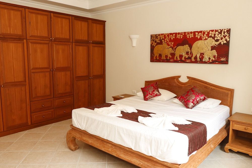 undefined Luxury Private Villa with Pool Jomtien beach 5