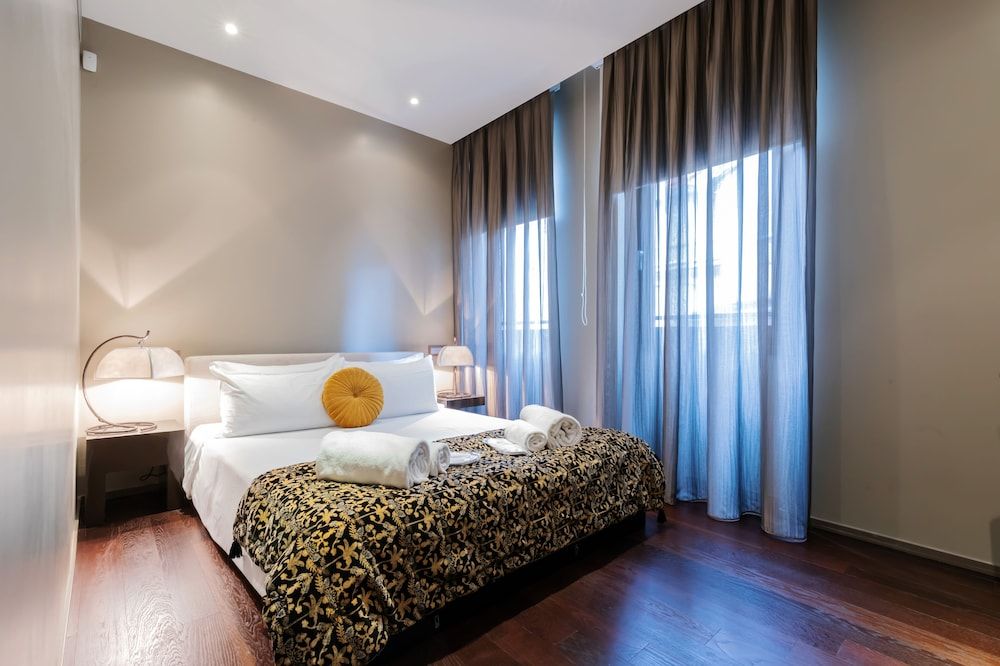 Milan Retreats Duomo Suites Premier Room (via San Pietro all'Orto 6) 5