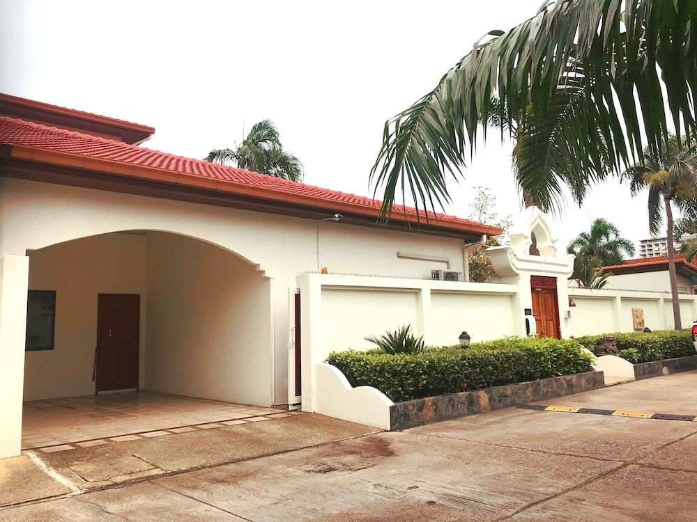 undefined View Talay Villa - Pattaya Holiday House 3