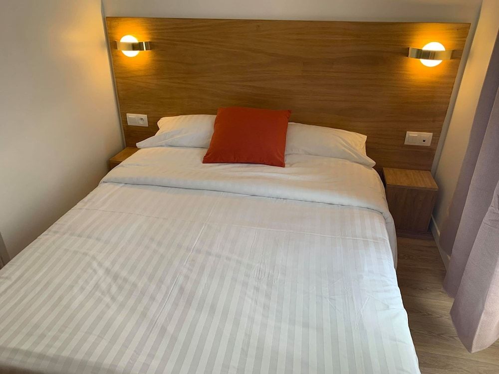 undefined Dupleix Hotel