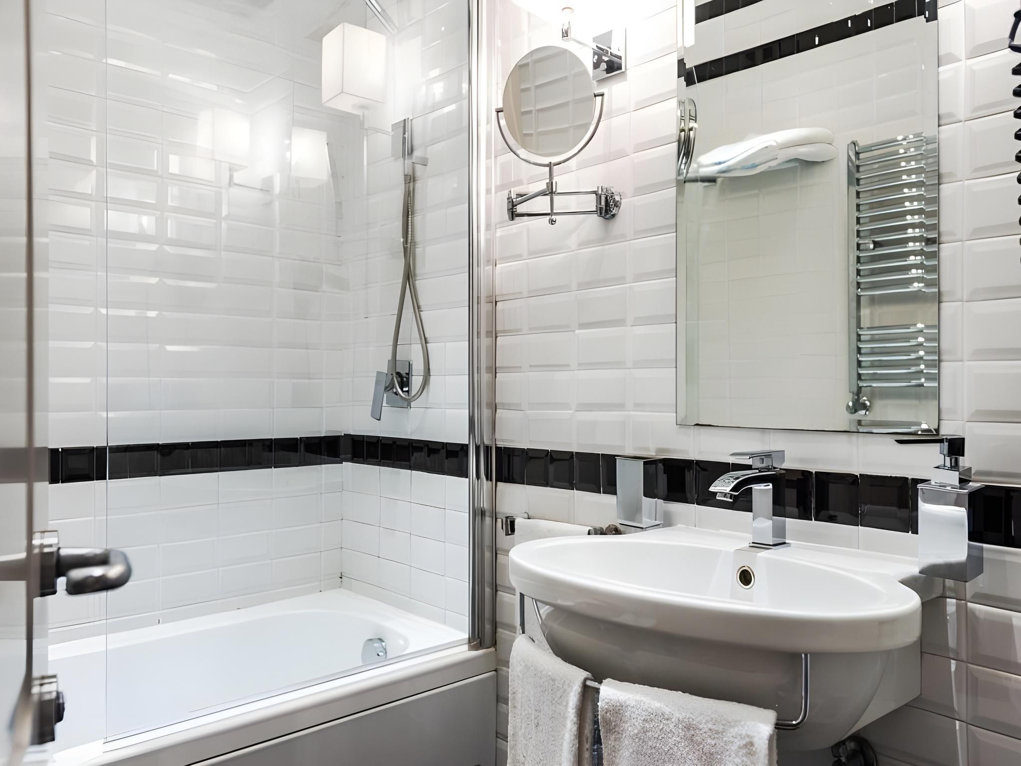 Standard with Bathtub