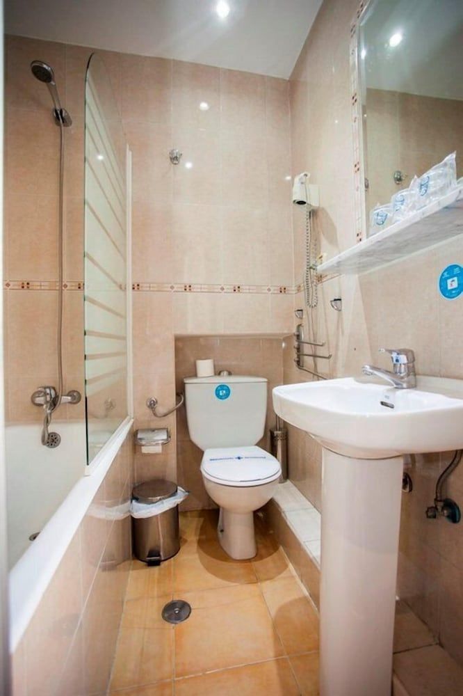 undefined Pensión Carrera 9