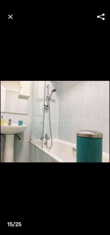 Dudley Court Elegant 17