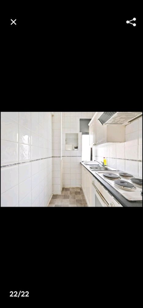 Dudley Court Elegant 10