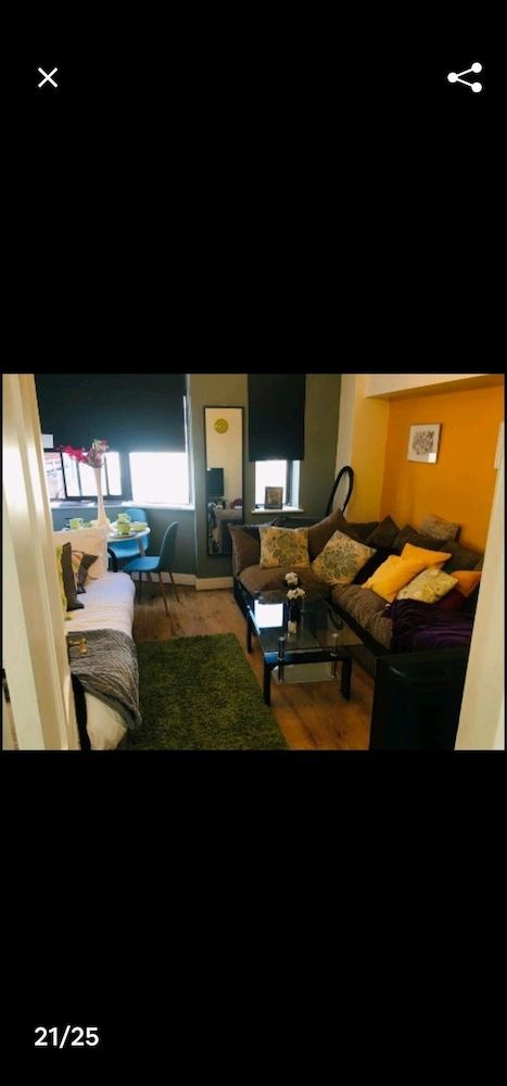 Dudley Court Elegant 15