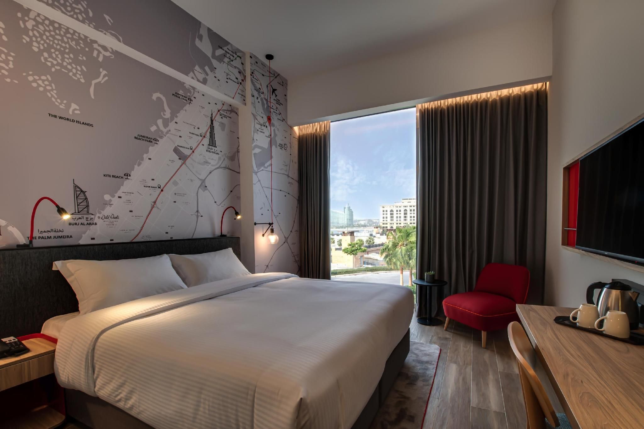 Superior Canal View King Room