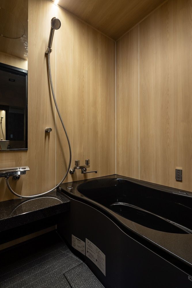 Establishment Asakusa Superior Apartment (202) 7