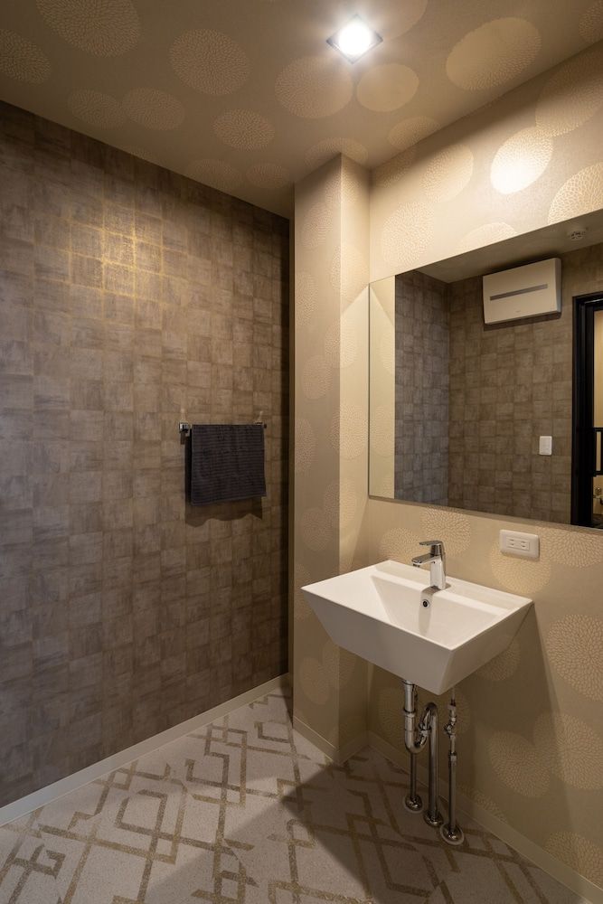 Establishment Asakusa Superior Apartment (202) 8