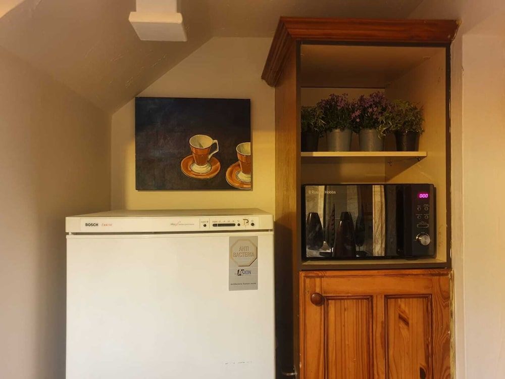 undefined Cyrus House Thameside 6