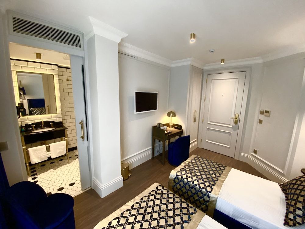 A11 Exclusive Hotel Deluxe Twin Room, 1 Bedroom 7