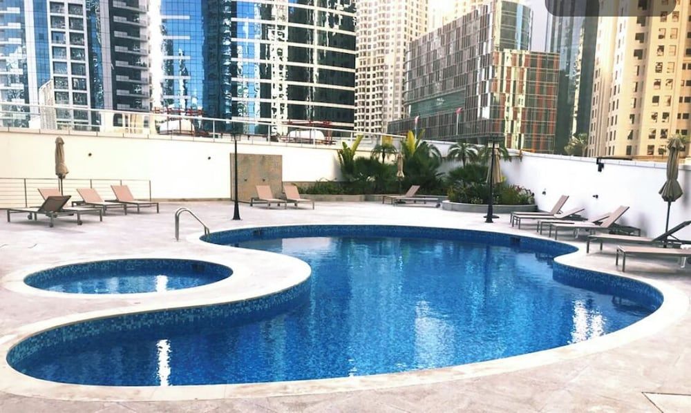 undefined Golden Stay Vacation Continental Tower 6