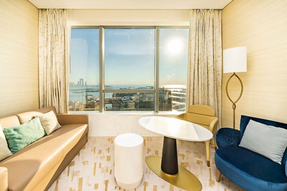 undefined Boutique Living - Palm Tower Jumeirah 4