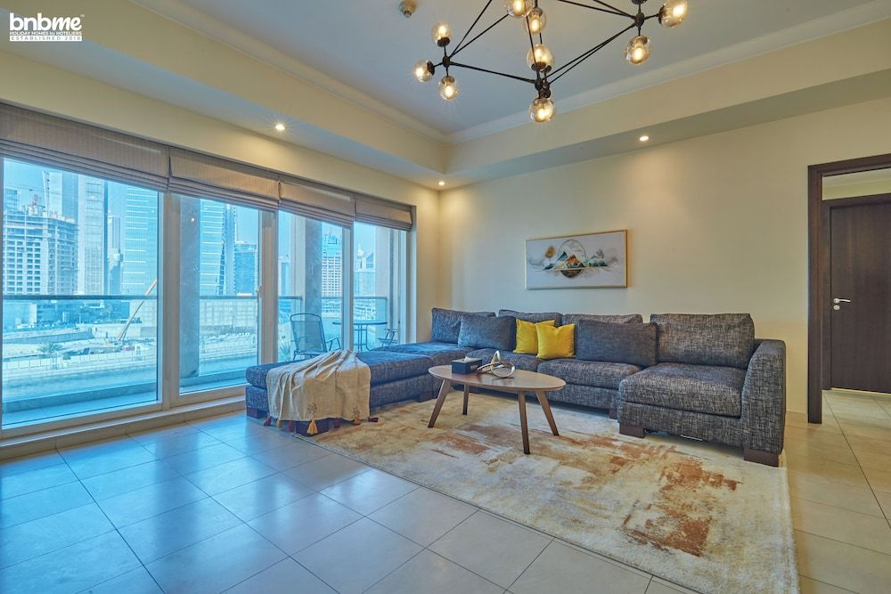 undefined Bnbme - Churchill Towers 1 Bedroom Canal View 8