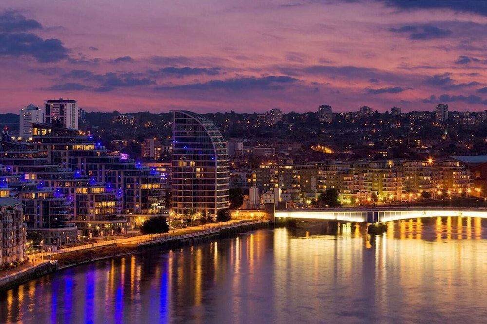 undefined Battersea Reach Luxury Apartments