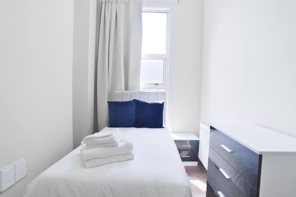 undefined Elegant Studio In Euston 4