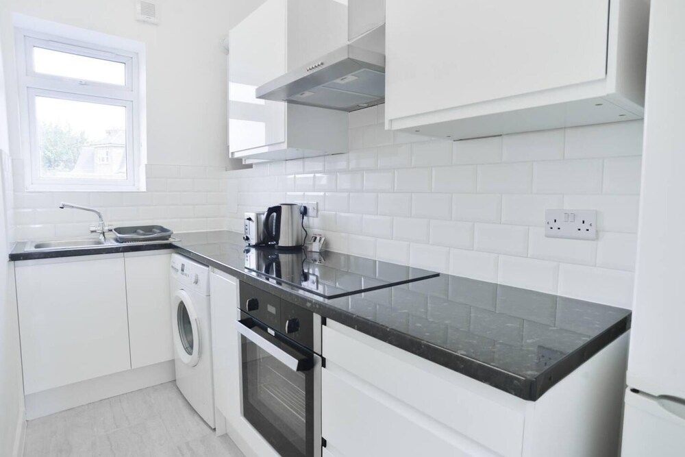 undefined Elegant Studio In Euston 7