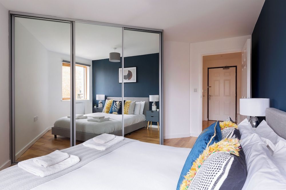 undefined The Bow Apartment 7