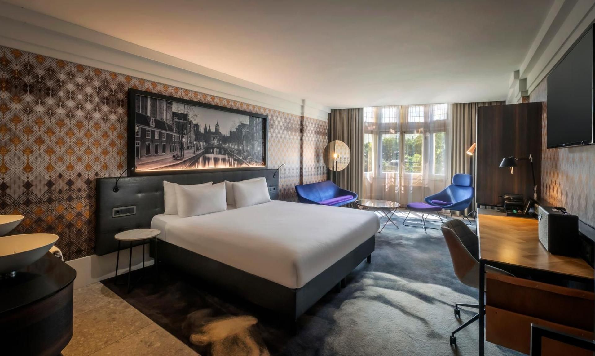 Executive Double Canal View Room