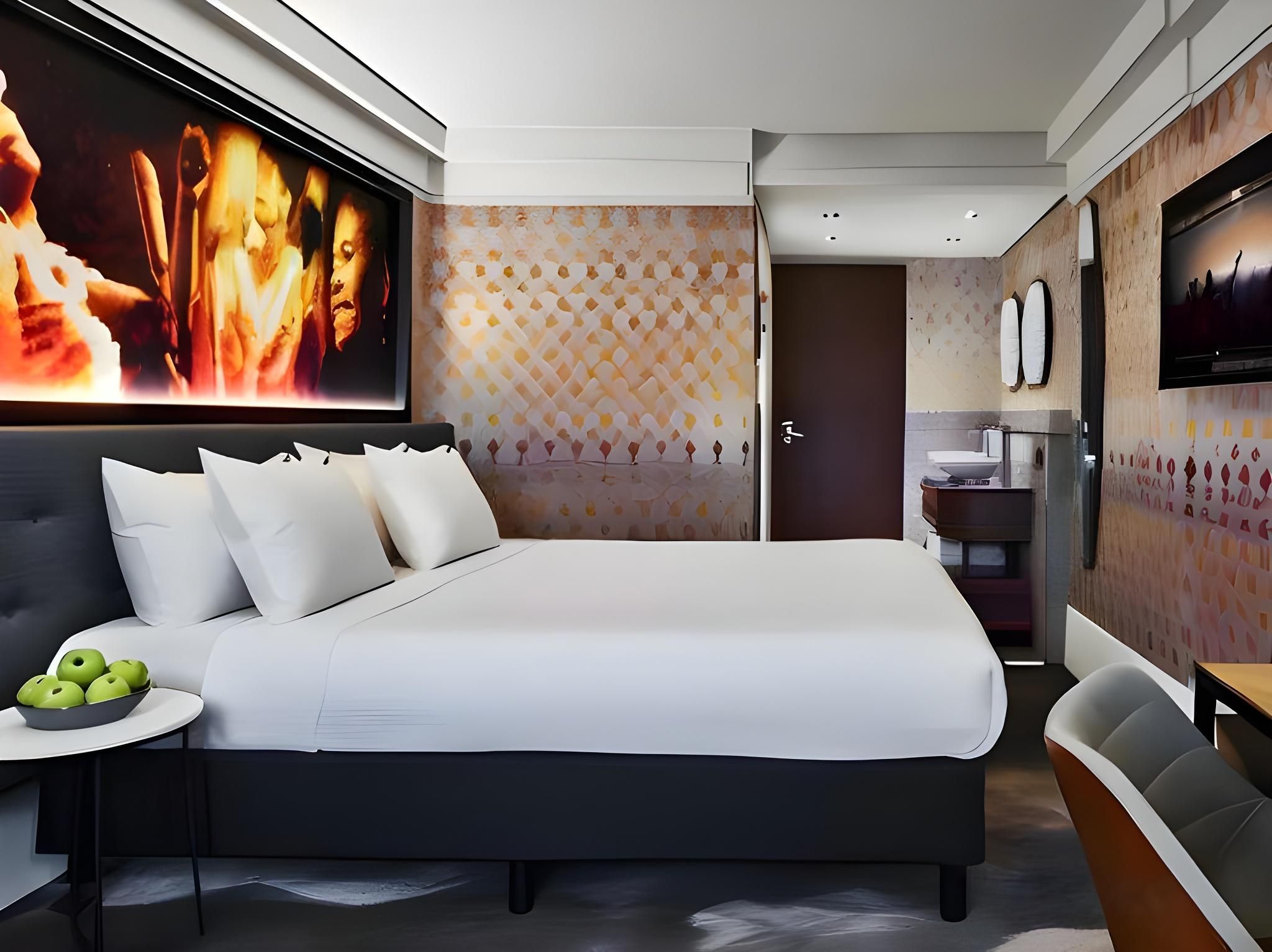 Classic Double Room with Balcony