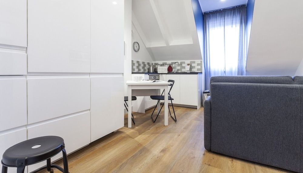 undefined Italianway - Baiamonti 3 B 4