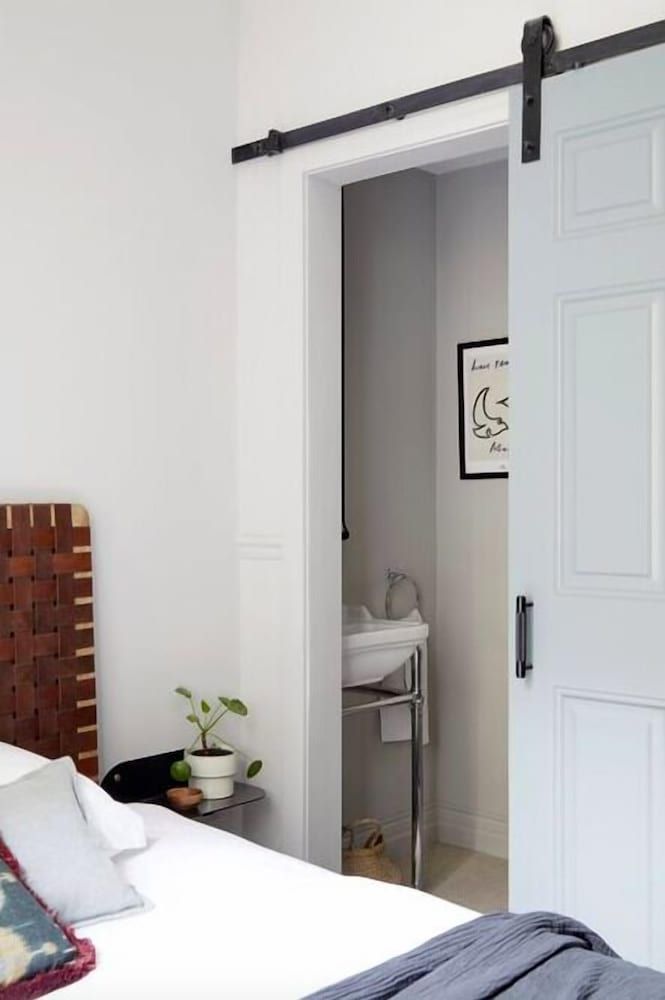 Angel Collection Stylish Apartment - minutes from Angel Tube St. (Apt. 2) 9