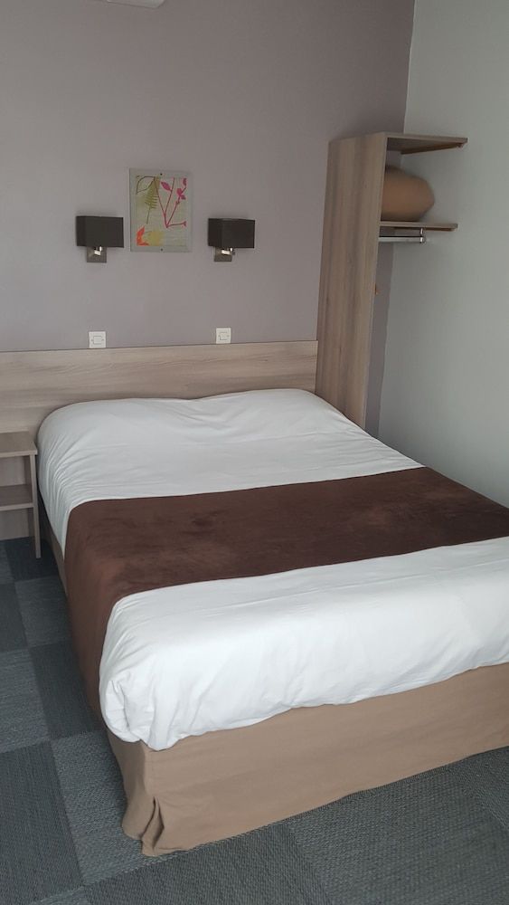 undefined Hotel Cosmos 7