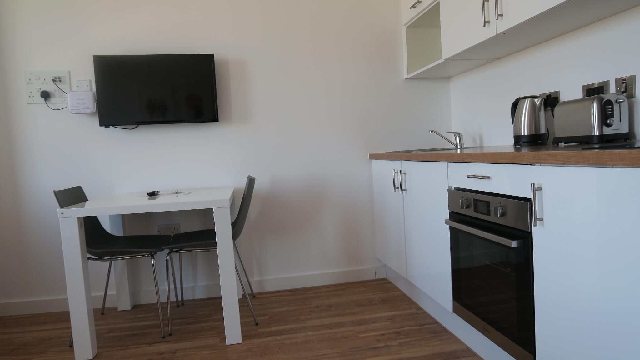 Quay Apartments Studio Apartment 2