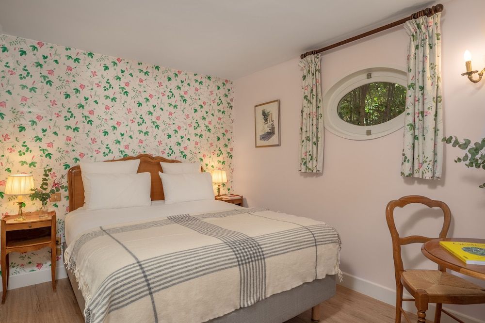 undefined Hôtel des Grandes Ecoles