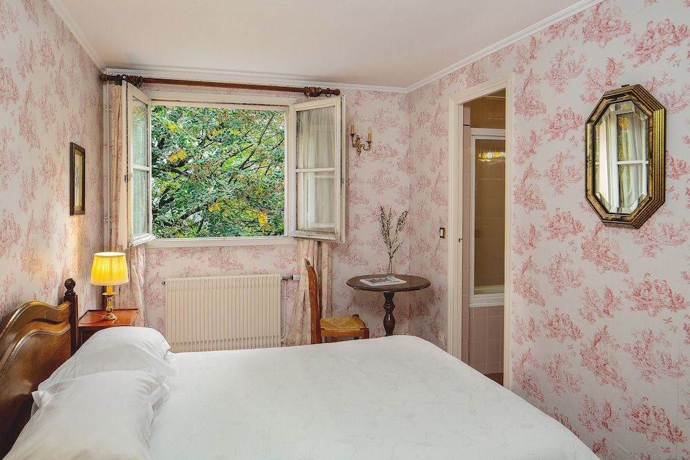 undefined Hôtel des Grandes Ecoles 9