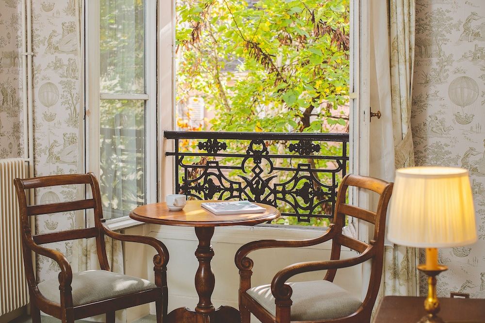 Hôtel des Grandes Ecoles Superior Room, Garden View 10