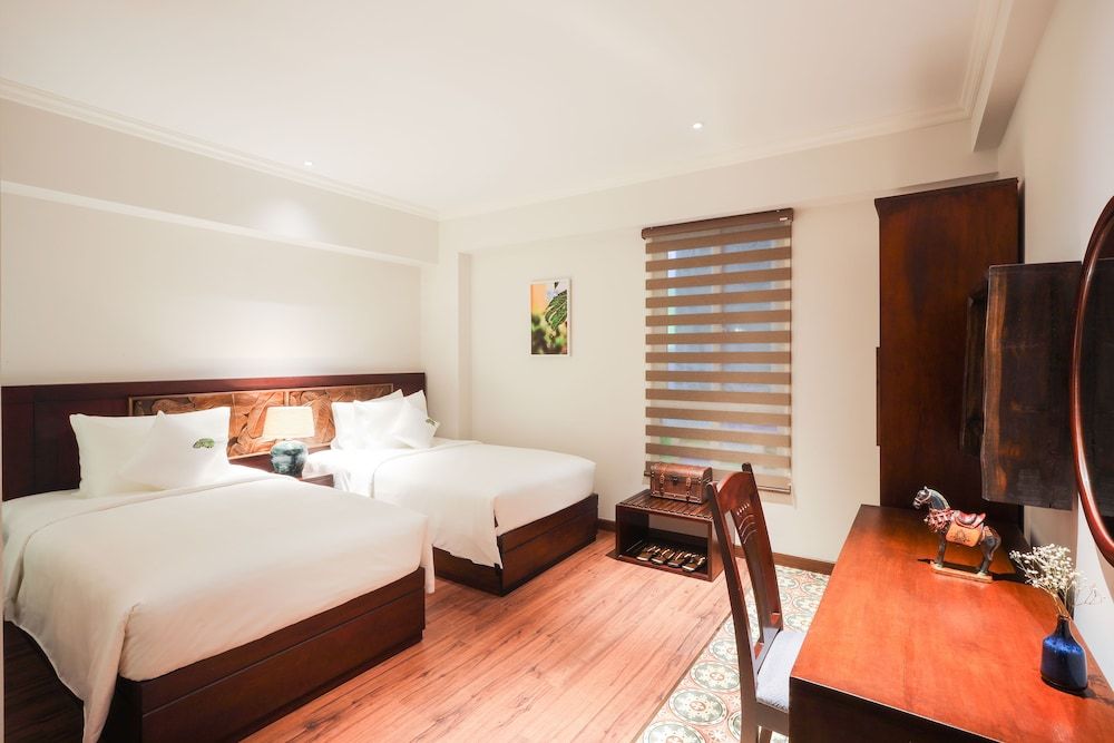 SCHROEDER DOUBLE ROOM