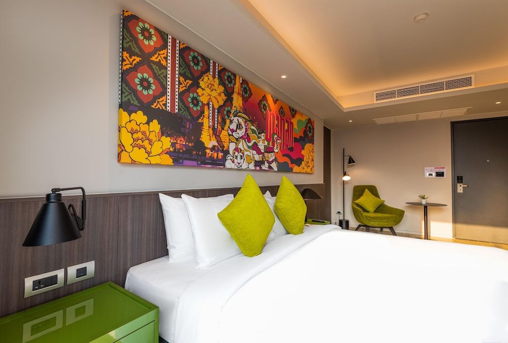 Superior Garden View King Room