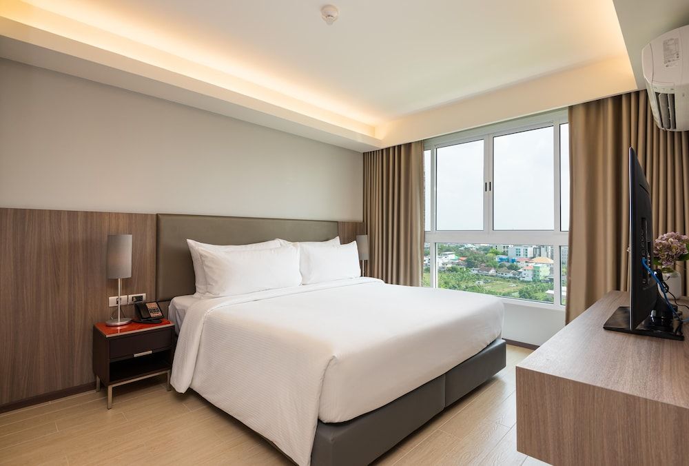 undefined Maitria Hotel Rama 9 Bangkok 4