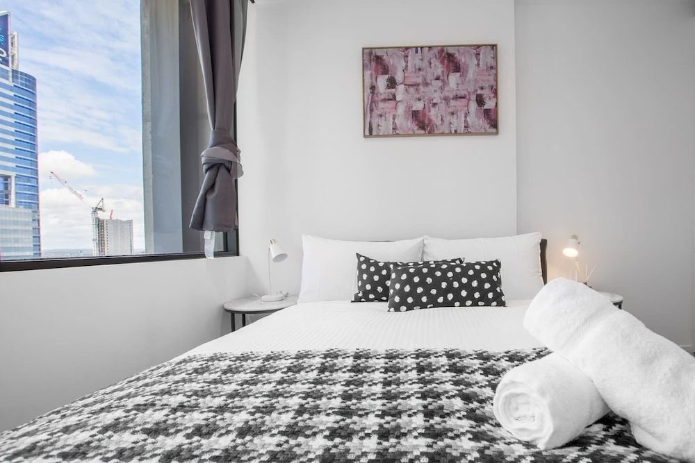 undefined New Renovated & Cozy Apt Closes To Southern Cross 6