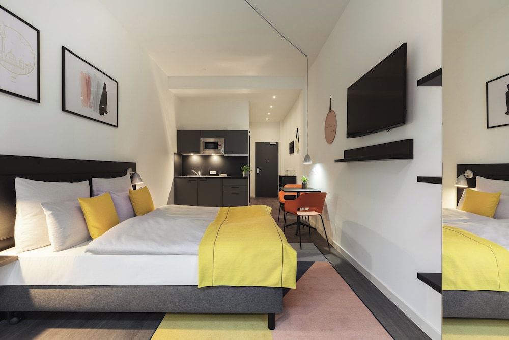 Candlewood Suites Berlin Charlottenburg by IHG Studio Suite 6