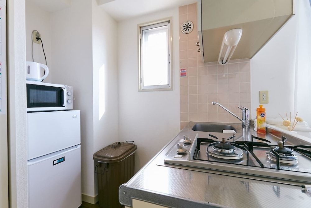 undefined Keikyu Kamata ColorBee Hostel 9