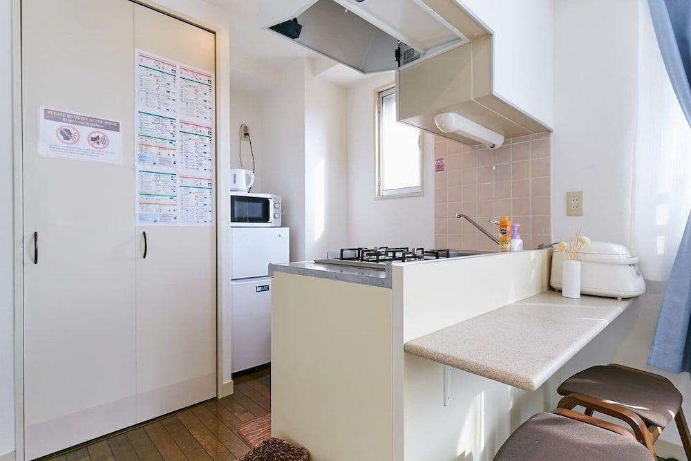 undefined Keikyu Kamata ColorBee Hostel 7