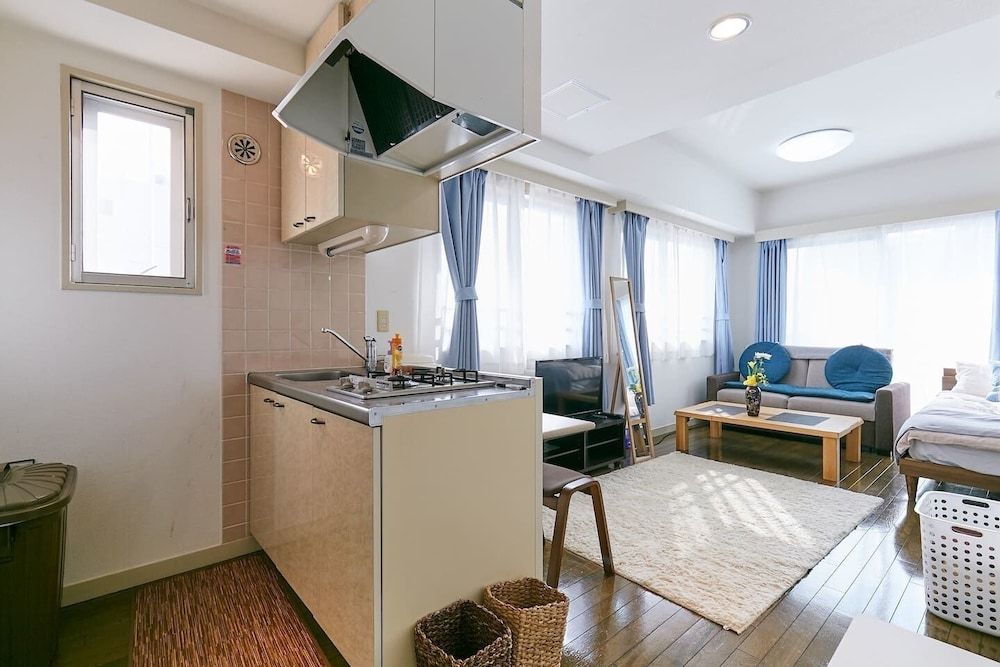 undefined Keikyu Kamata ColorBee Hostel 10