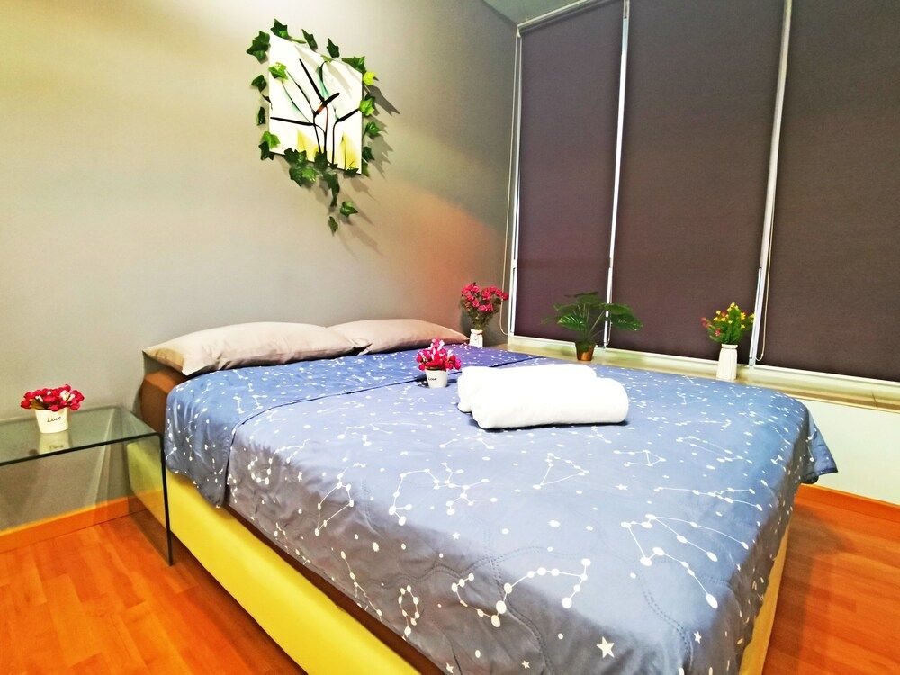 undefined Parkview Apartment by Sweet Home 10