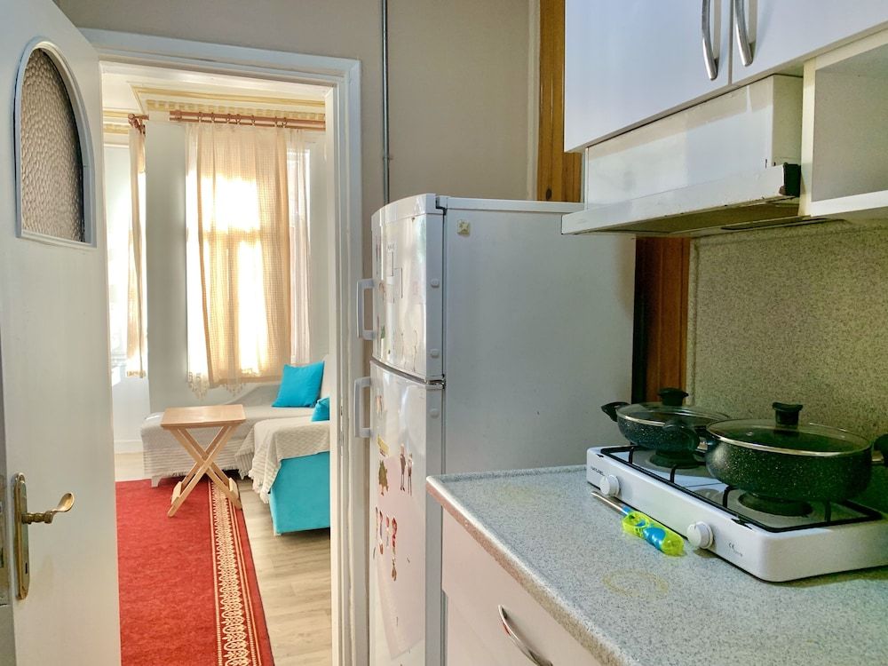 undefined Golden Home 10