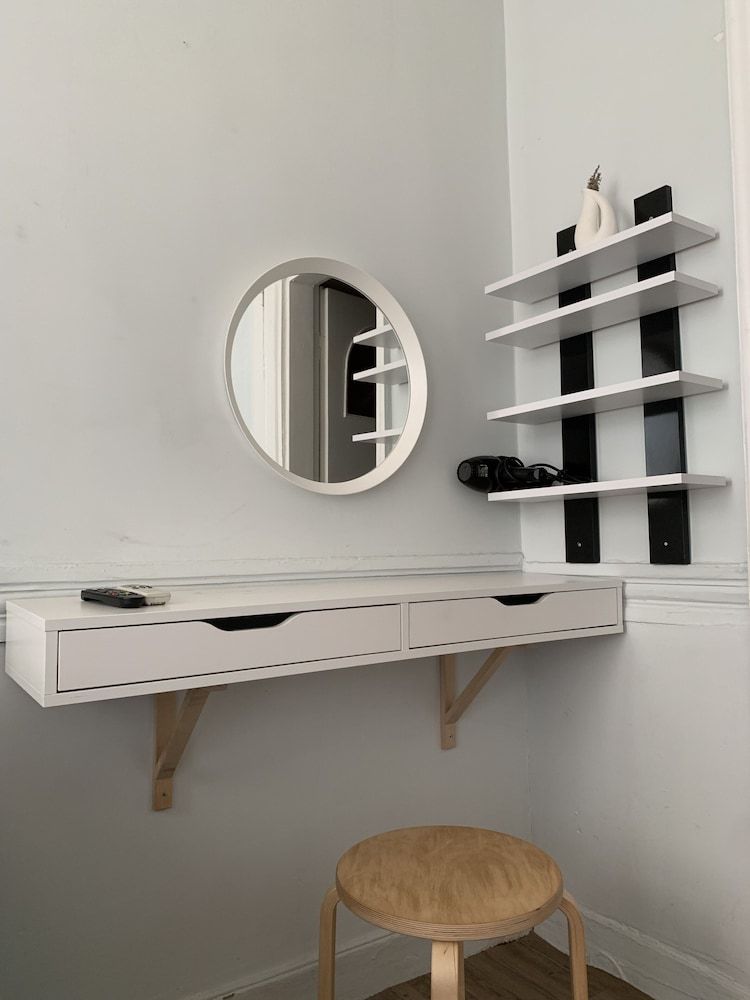 undefined Golden Home 3