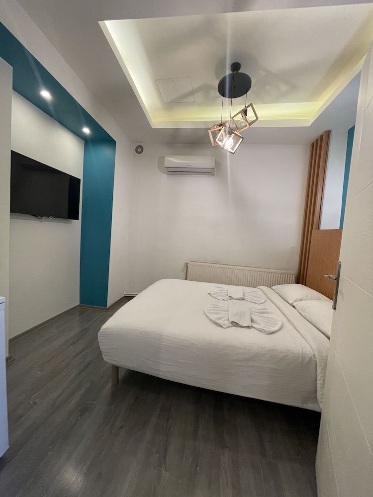 undefined La Casa de Hotel 9