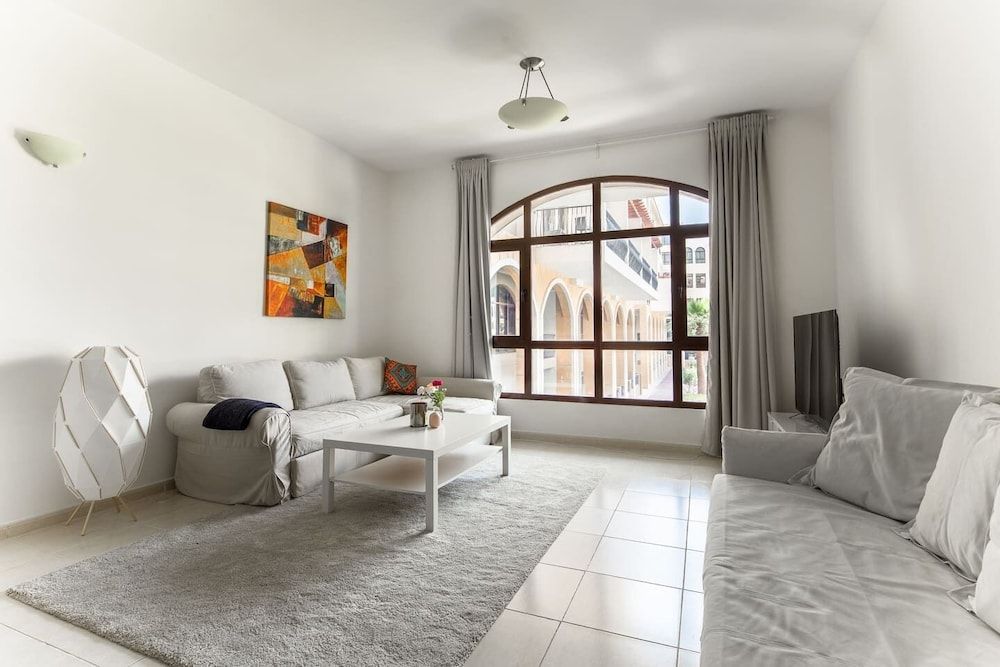 undefined Spacious 1BR in Heart of JVC 8