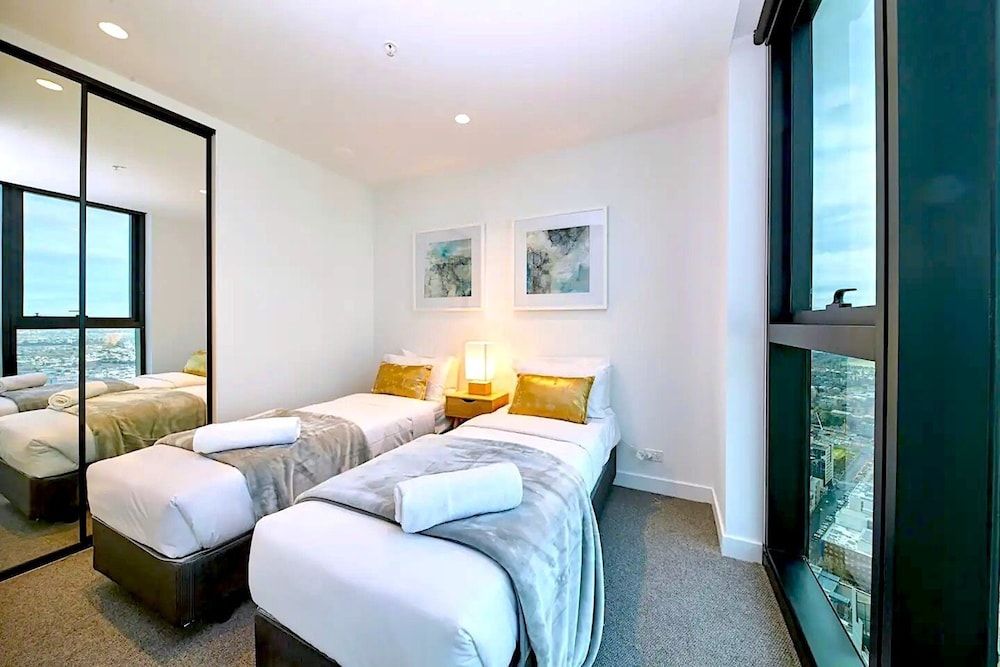 Mega Style Apartments Victoria One Panoramic Apartment, 3 Bedrooms, Non Smoking, City View 5