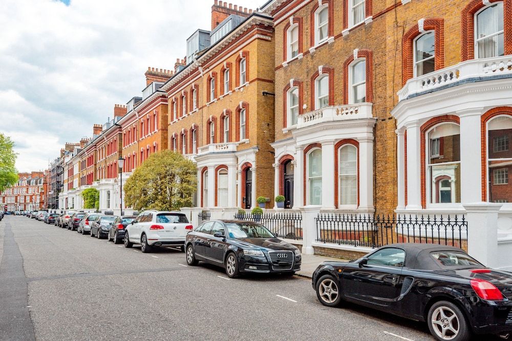 undefined Chic Chelsea Home near South Kensington by UnderTheDoormat 2