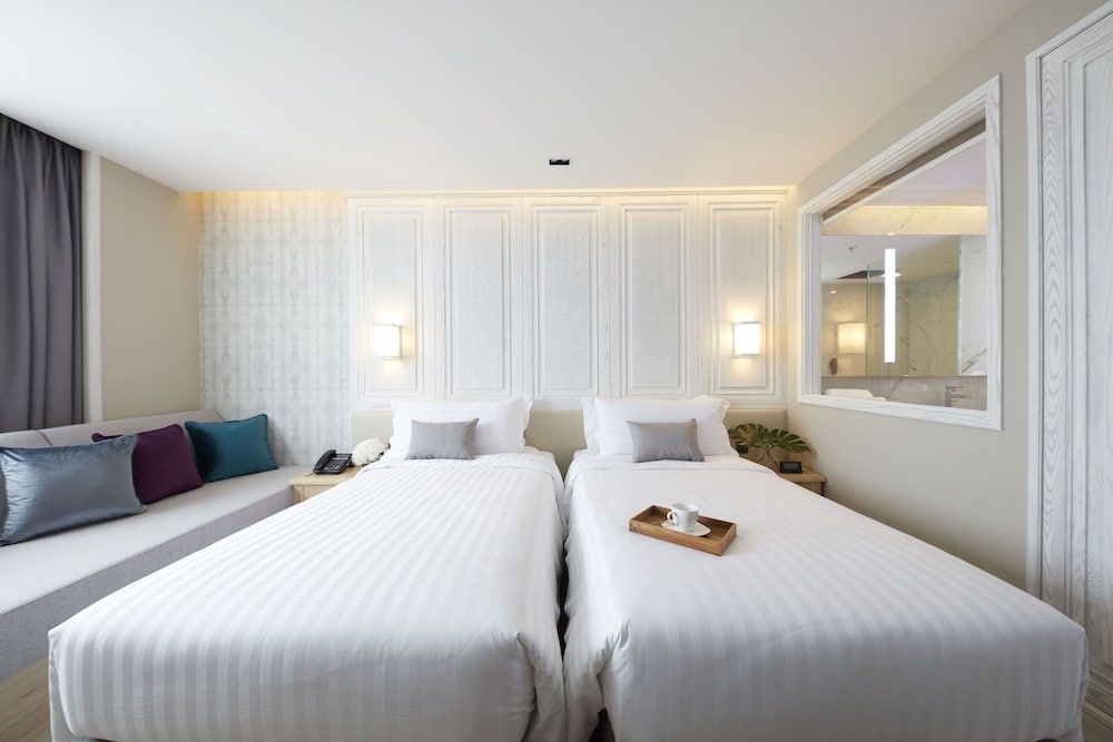 Health Land Resort & Spa Deluxe Twin Room 3